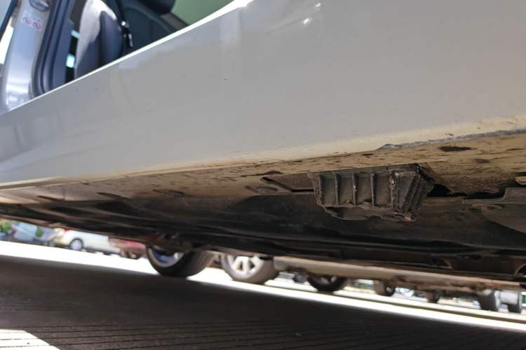 Used BMW 1 Series 2018 Restyled 120i Design Package Edition Right Side Sill