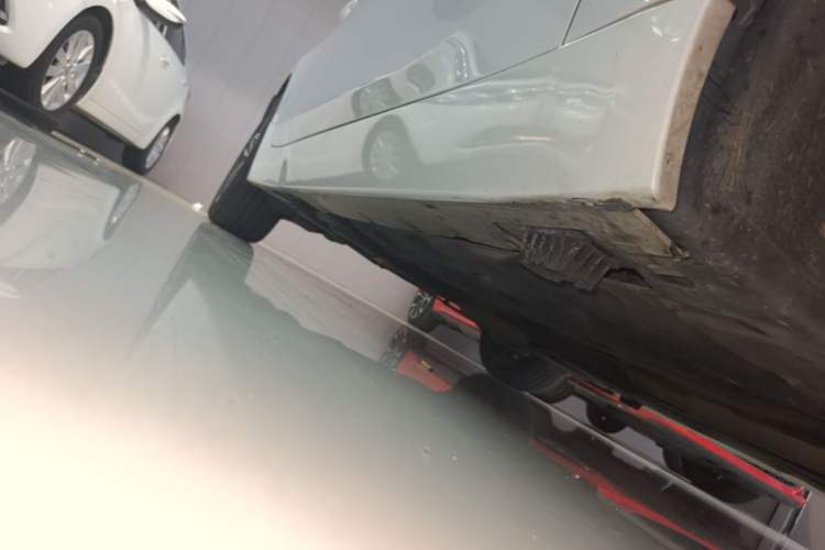 Used BMW 1 Series 2018 118i Sport Edition Right Side Sill