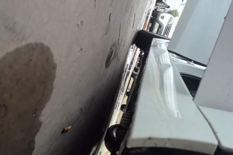 Used BMW 1 Series 2018 Revised 118i Fashion Edition Right Side Sill