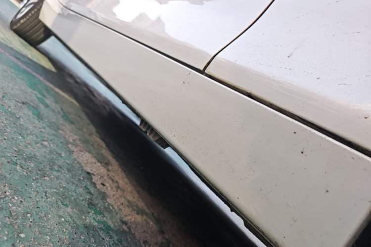 Used BMW 1 Series 2018 118i Leading Model Right Side Sill