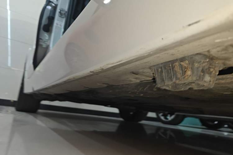 Used BMW 1 Series 2018 118i Sport Edition Right Side Sill
