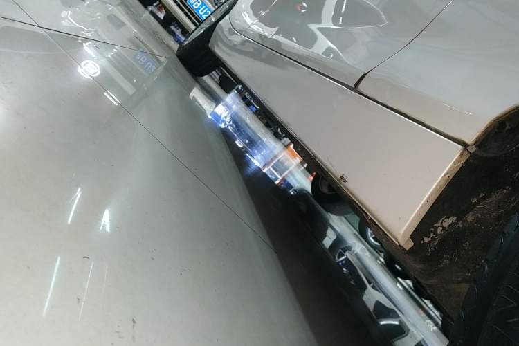 Used BMW 1 Series 2018 118i Leading Model Right Side Sill