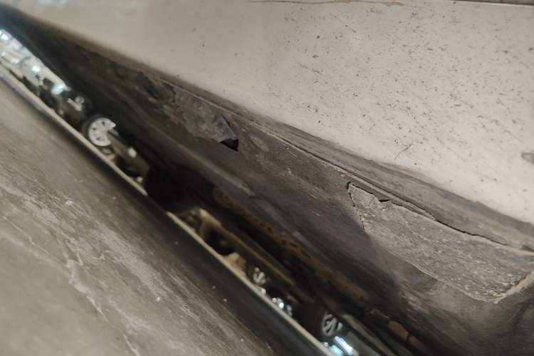 Used BMW 1 Series 2018 118i Leading Model Right Side Sill