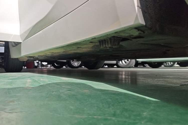 Used BMW 1 Series 2018 Facelifted 118i Sport Edition Right Side Sill