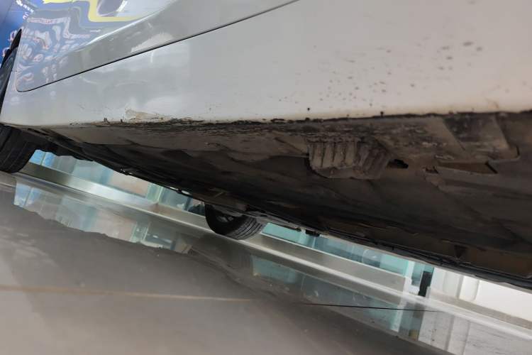 Used BMW 1 Series 2018 Facelifted 118i Sport Edition Right Side Sill