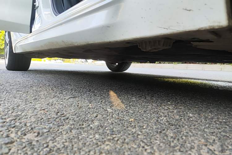 Used BMW 1 Series 2018 Facelifted 118i Sport Edition Right Side Sill