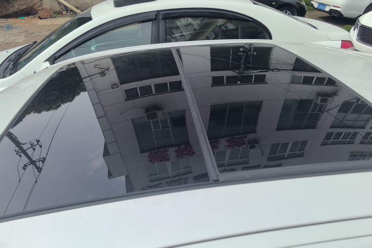 Used BMW 1 Series 2018 118i Sport Edition Roof