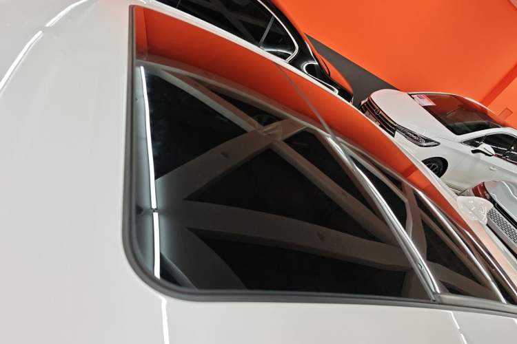 Used BMW 1 Series 2018 Facelifted 118i Sport Edition Roof