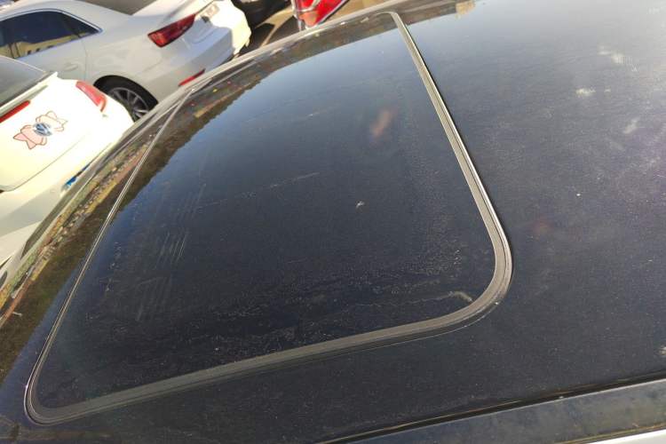 Used BMW 1 Series 2018 118i Leading Model Roof