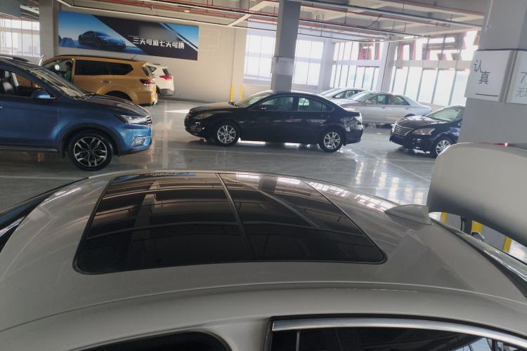 Used BMW 1 Series 2018 118i Sport Edition Roof