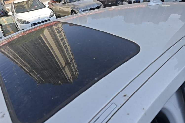 Used BMW 1 Series 2018 118i Leading Model Roof