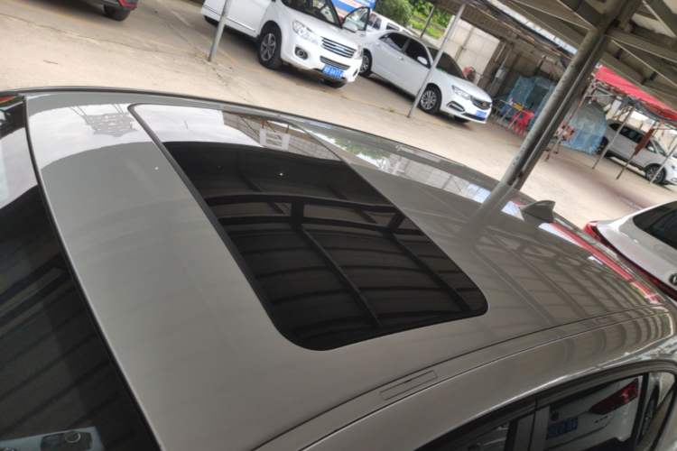 Used BMW 1 Series 2018 118i Leading Model Roof