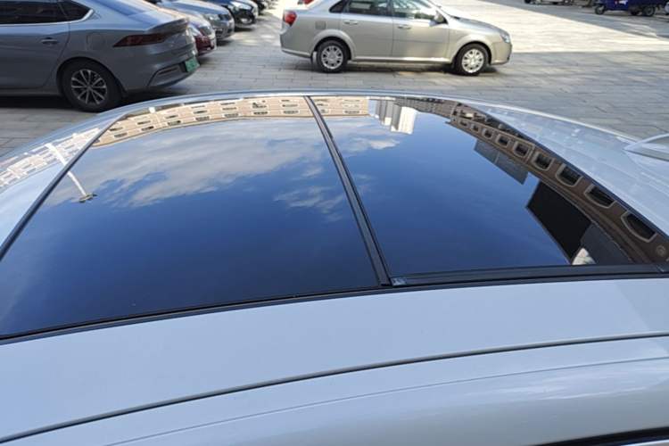 Used BMW 1 Series 2018 118i Sport Edition Roof