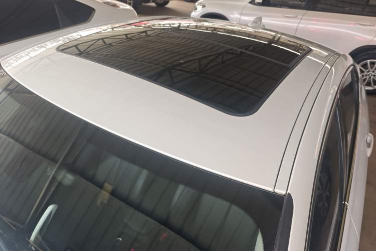 Used BMW 1 Series 2018 118i Sport Edition Roof