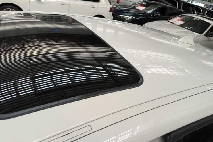 Used BMW 1 Series 2018 118i Sport Design Package Roof