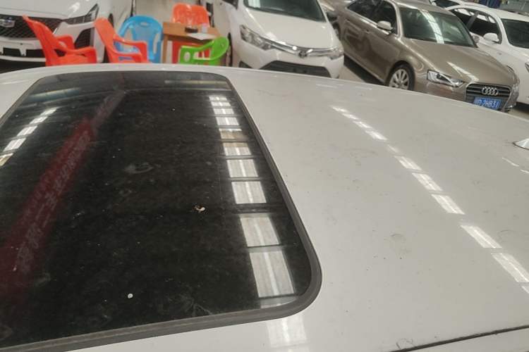 Used BMW 1 Series 2018 118i Leading Model Roof
