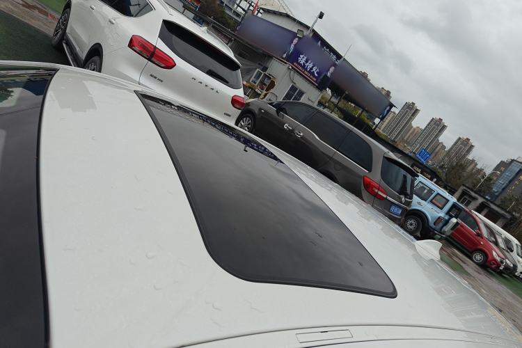 Used BMW 1 Series 2018 118i Leading Model Roof