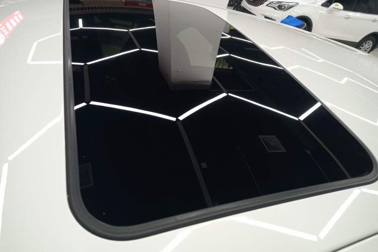 Used BMW 1 Series 2018 118i Leading Model Roof