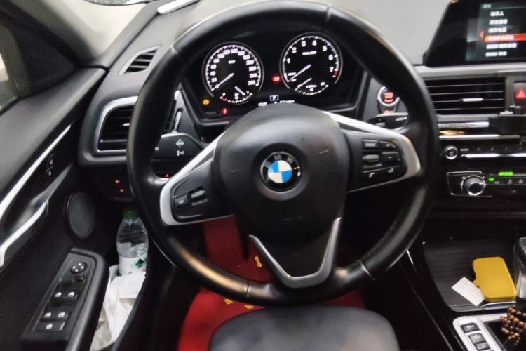 Used BMW 1 Series 2018 118i Sport Edition Steering Wheel