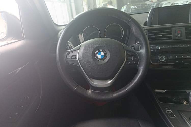 Used BMW 1 Series 2018 118i Leading Model Steering Wheel