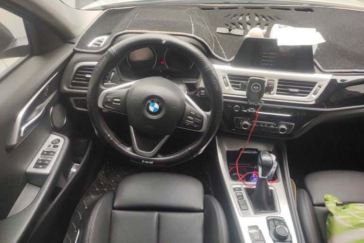 Used BMW 1 Series 2018 118i Sport Edition Steering Wheel