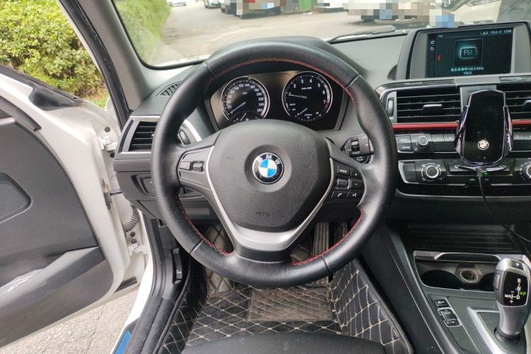Used BMW 1 Series 2018 118i Sport Design Package Steering Wheel
