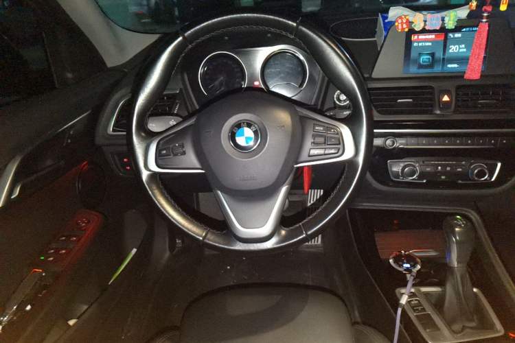 Used BMW 1 Series 2018 118i Sport Edition Steering Wheel
