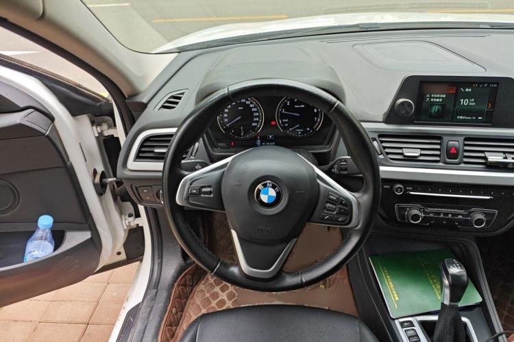 Used BMW 1 Series 2018 118i Fashion Model Steering Wheel