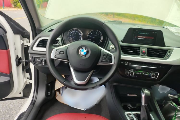 Used BMW 1 Series 2018 118i Fashion Model Steering Wheel