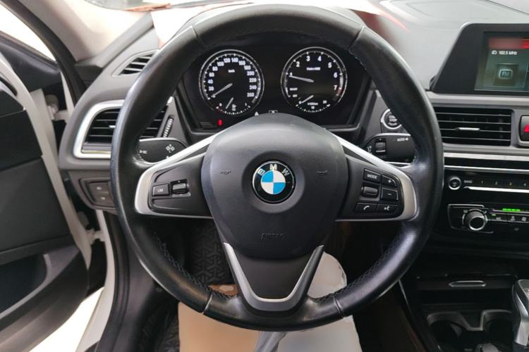 Used BMW 1 Series 2018 Facelifted 118i Sport Edition Steering Wheel