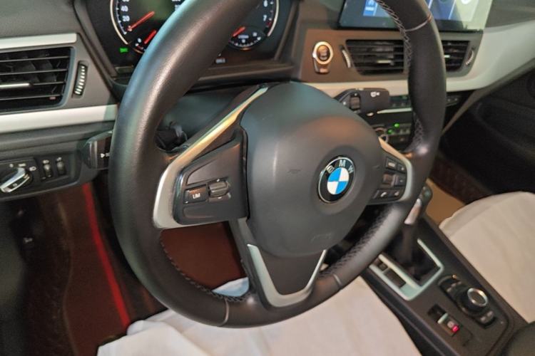 Used BMW 1 Series 2018 Revised 118i Fashion Edition Steering Wheel
