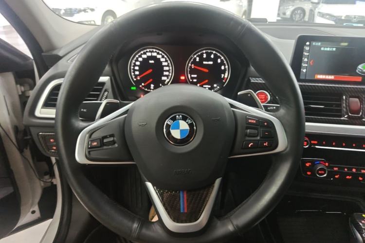 Used BMW 1 Series 2018 120i Design Package Model Steering Wheel