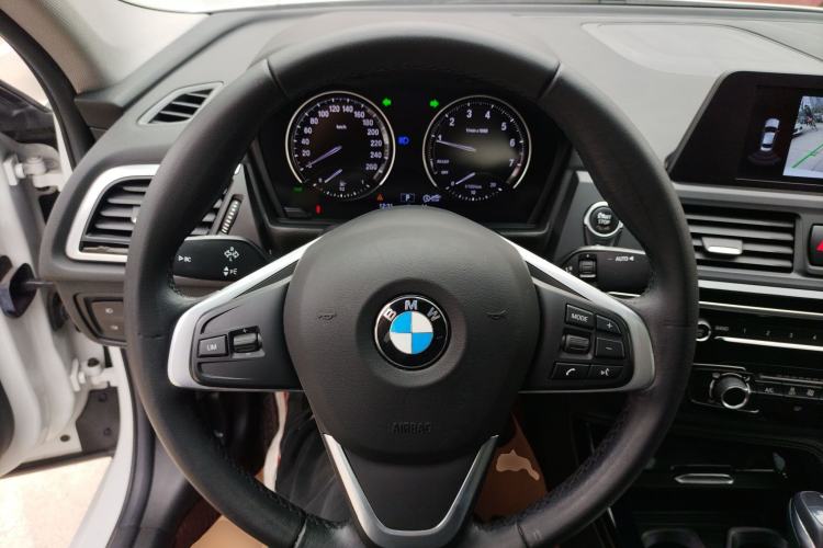Used BMW 1 Series 2018 118i Sport Edition Steering Wheel