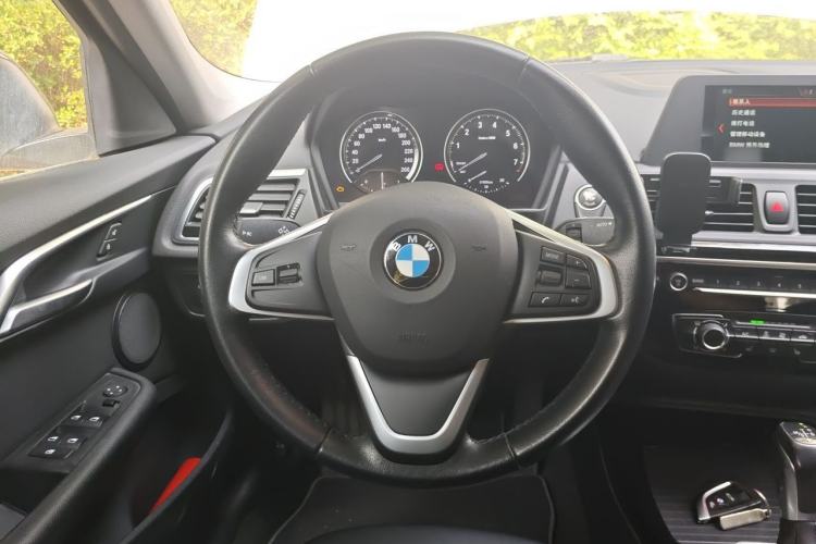 Used BMW 1 Series 2018 118i Sport Edition Steering Wheel