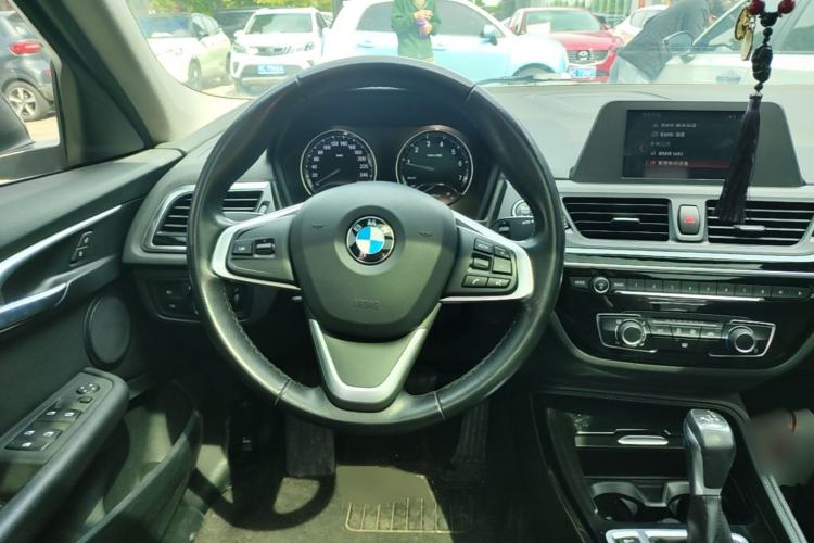 Used BMW 1 Series 2018 Facelifted 118i Sport Edition Steering Wheel