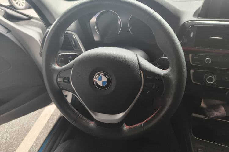 Used BMW 1 Series 2018 118i Sport Design Package Steering Wheel
