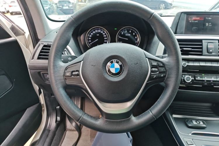 Used BMW 1 Series 2018 118i Leading Model Steering Wheel