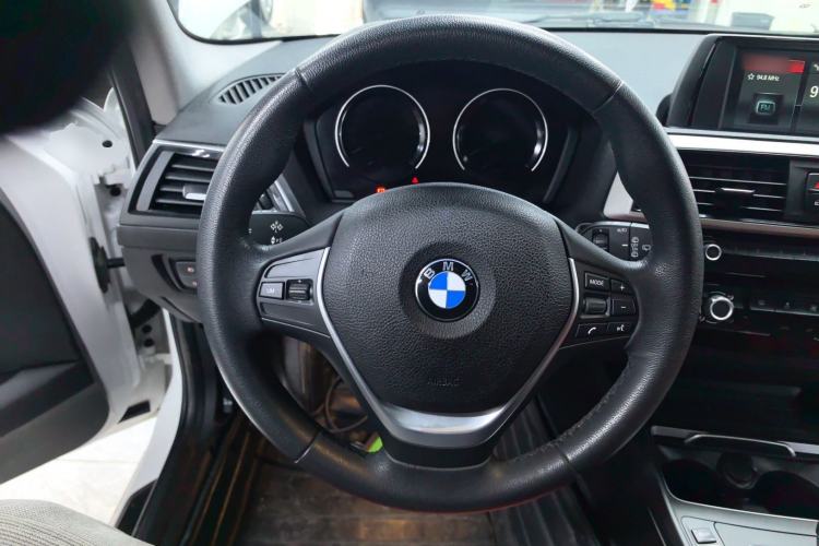 Used BMW 1 Series 2018 118i Leading Model Steering Wheel