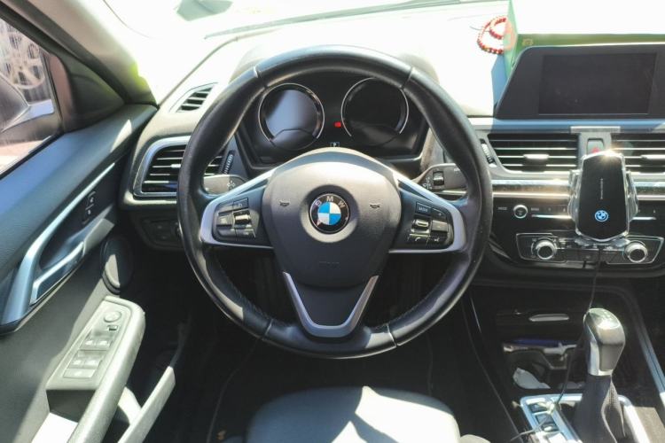 Used BMW 1 Series 2018 118i Sport Edition Steering Wheel