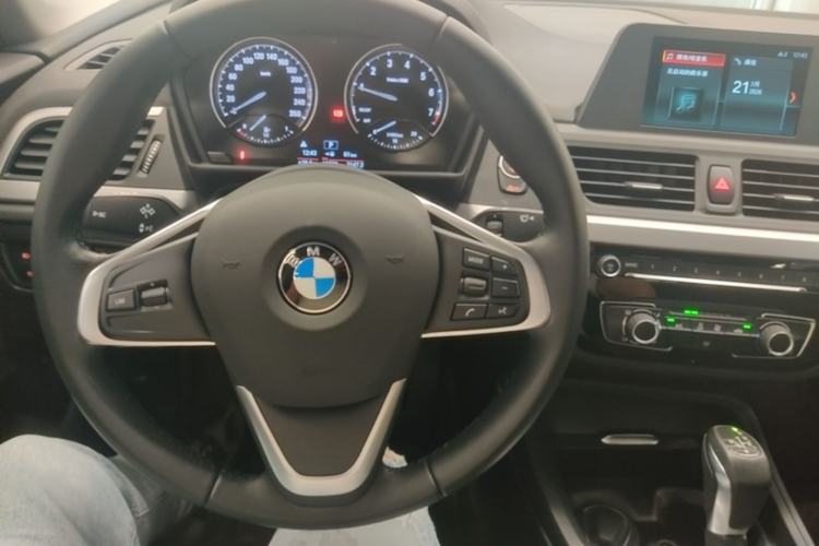 Used BMW 1 Series 2018 118i Fashion Model Steering Wheel