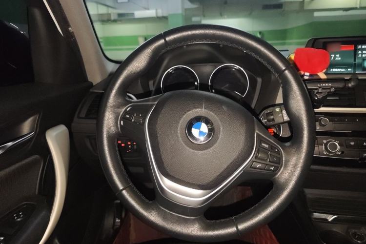 Used BMW 1 Series 2018 118i Leading Model Steering Wheel