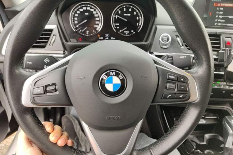 Used BMW 1 Series 2018 Facelifted 118i Sport Edition Steering Wheel