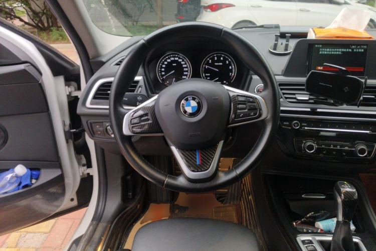 Used BMW 1 Series 2018 118i Sport Edition Steering Wheel