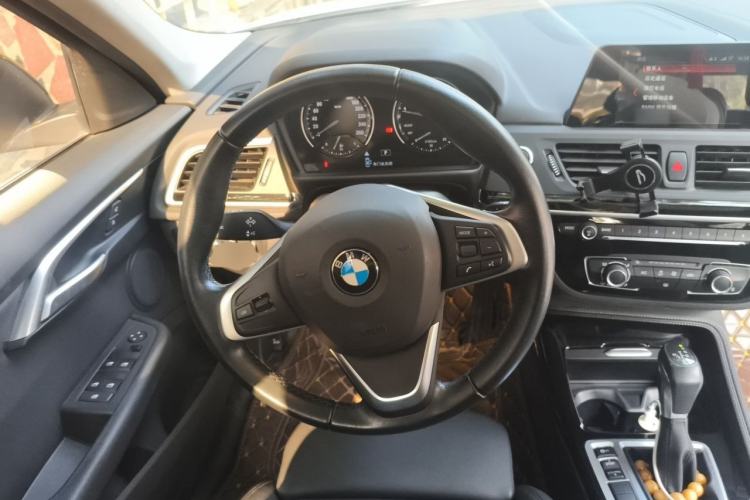 Used BMW 1 Series 2018 118i Sport Edition Steering Wheel