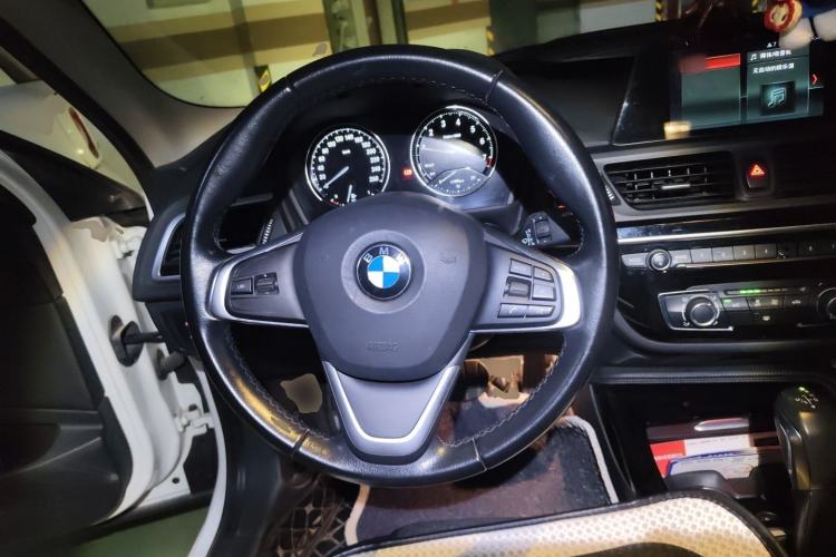 Used BMW 1 Series 2018 118i Sport Edition Steering Wheel