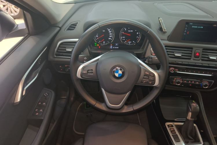 Used BMW 1 Series 2018 118i Sport Edition Steering Wheel