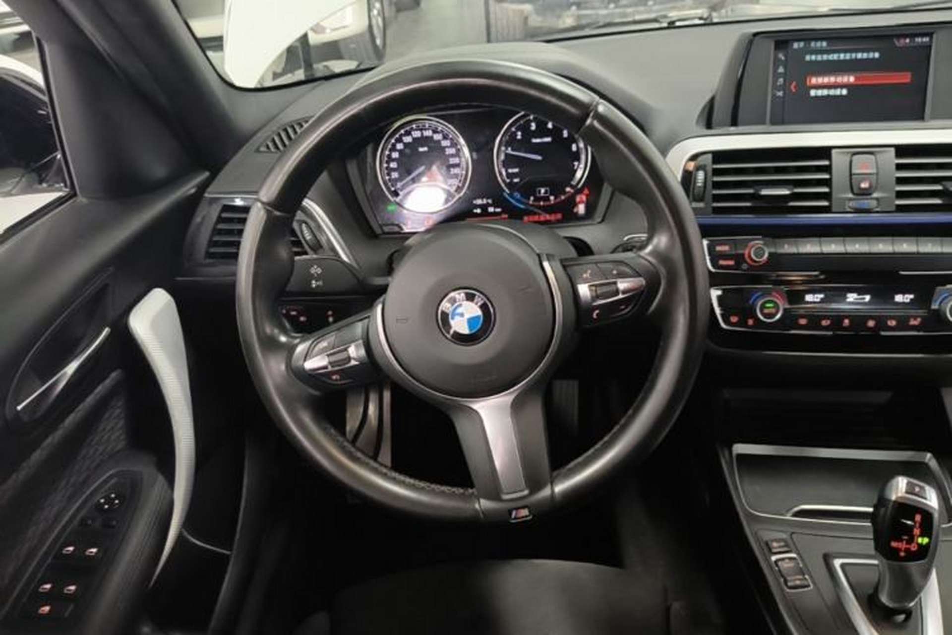 Used BMW 1 Series 2018 120i M Sport Package Steering Wheel