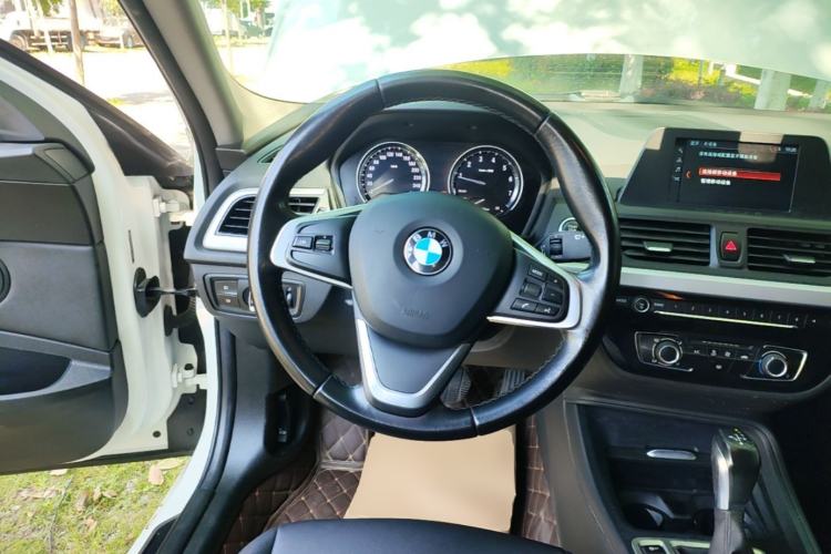 Used BMW 1 Series 2018 118i Fashion Model Steering Wheel