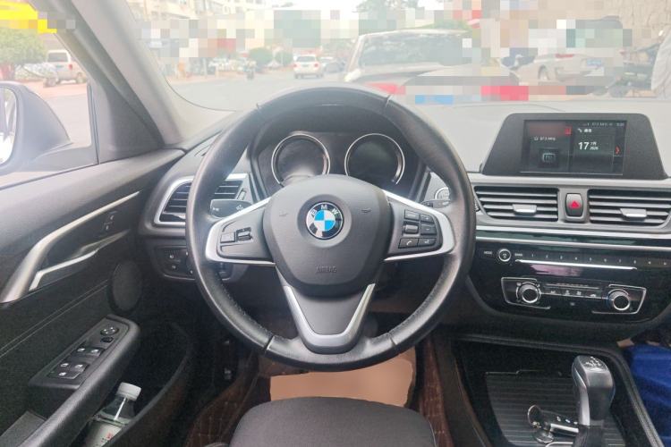 Used BMW 1 Series 2018 Facelifted 118i Sport Edition Steering Wheel