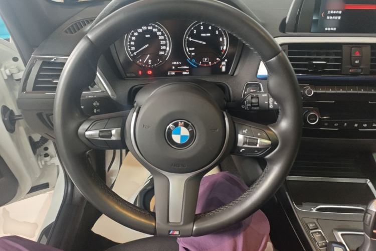 Used BMW 1 Series 2018 120i M Sport Package Steering Wheel